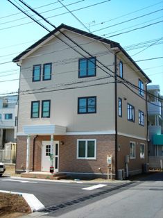 富士見市木造3階建